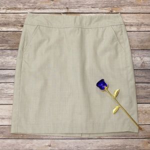 Banana Republic Beige Cream Pencil Skirt Petite
